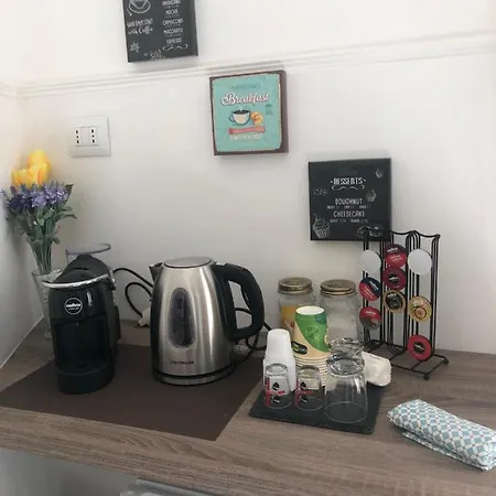 Domus Alessia 3* Монсеррато