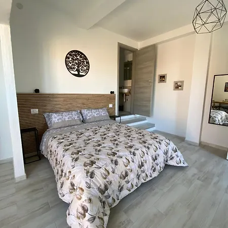 Domus Alessia Монсеррато